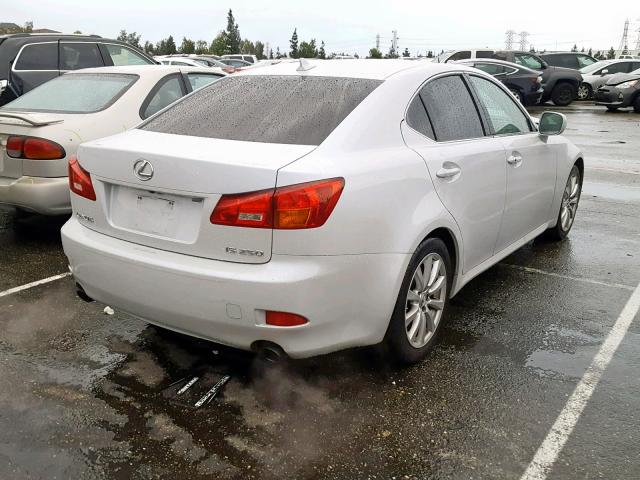 JTHBK262482081025 - 2008 LEXUS IS 250 WHITE photo 4