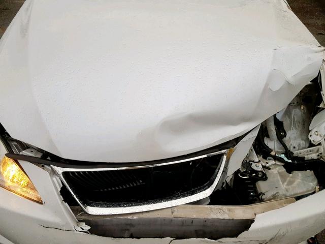 JTHBK262482081025 - 2008 LEXUS IS 250 WHITE photo 7