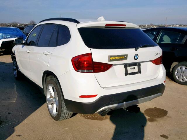 WBAVM5C54DVV89168 - 2013 BMW X1 XDRIVE3 WHITE photo 3