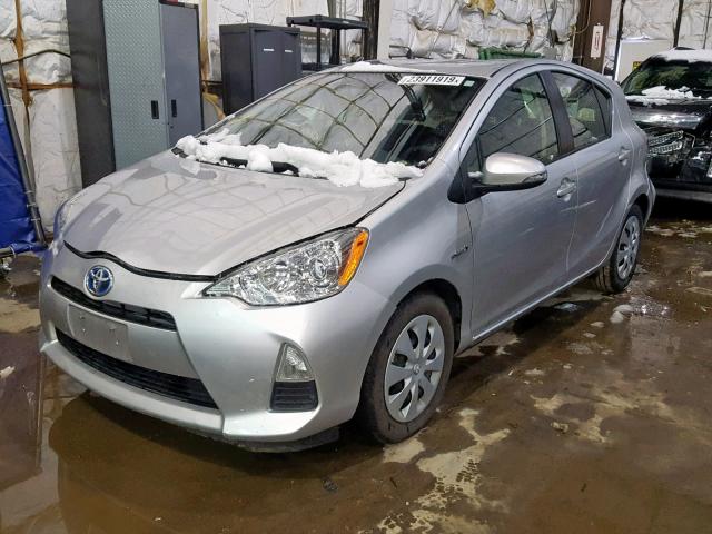 JTDKDTB32D1531299 - 2013 TOYOTA PRIUS C SILVER photo 2