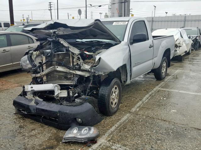 5TENX22N98Z480038 - 2008 TOYOTA TACOMA SILVER photo 2