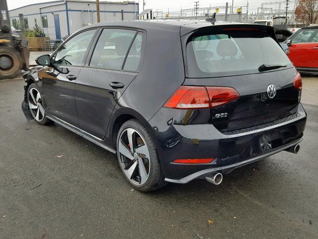 3VW447AU2JM292634 - 2018 VOLKSWAGEN GTI S/SE BLACK photo 3