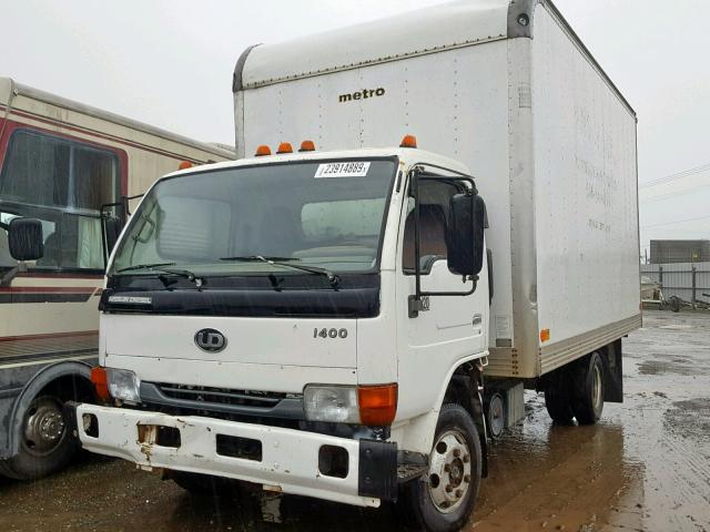 JNAUZU1JX4A555062 - 2004 NISSAN DIESEL UD1400 WHITE photo 2