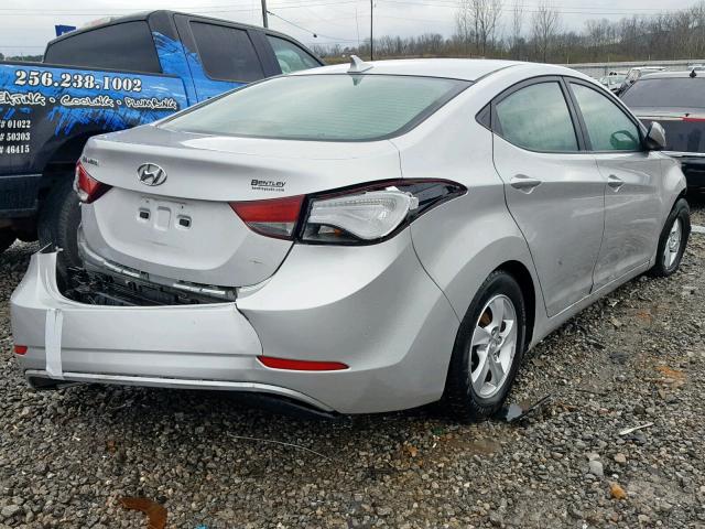 5NPDH4AE5FH580370 - 2015 HYUNDAI ELANTRA SE SILVER photo 4