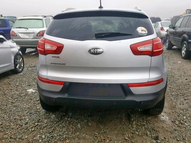 KNDPB3A2XD7452237 - 2013 KIA SPORTAGE B SILVER photo 9