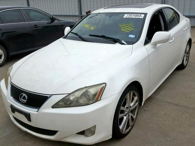 JTHBK262062009171 - 2006 LEXUS IS 250 WHITE photo 2