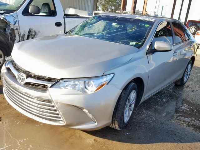 4T1BF1FK9GU502428 - 2016 TOYOTA CAMRY LE BEIGE photo 2