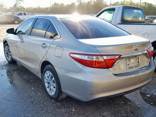 4T1BF1FK9GU502428 - 2016 TOYOTA CAMRY LE BEIGE photo 3