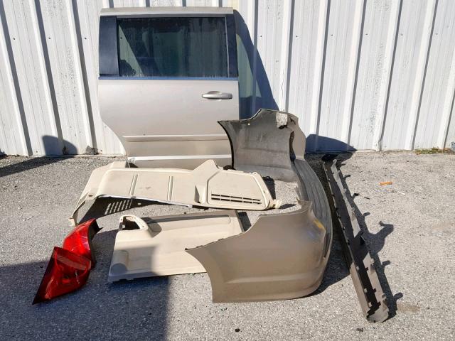 2V8HW34129R518110 - 2009 VOLKSWAGEN ROUTAN SE BEIGE photo 9