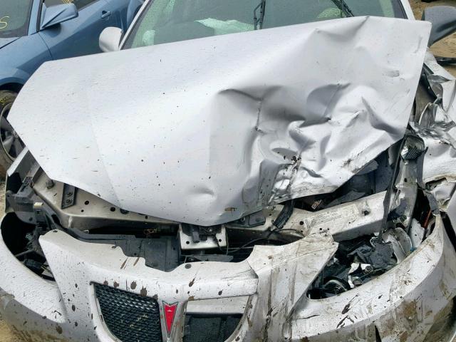 2G2WP522841315144 - 2004 PONTIAC GRAND PRIX SILVER photo 7