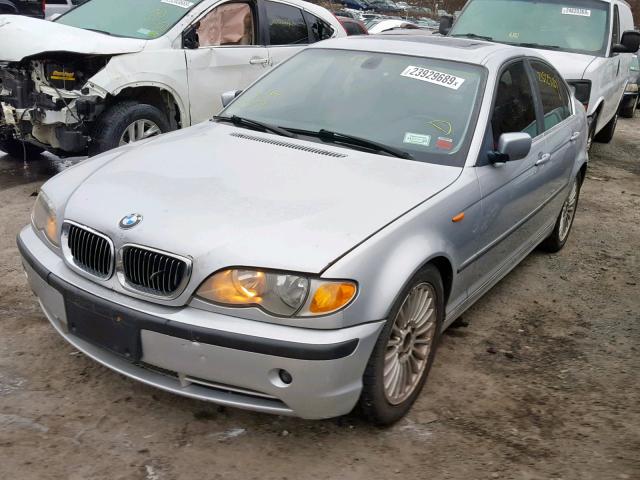 WBAEV53402KM18761 - 2002 BMW 330 I SILVER photo 2