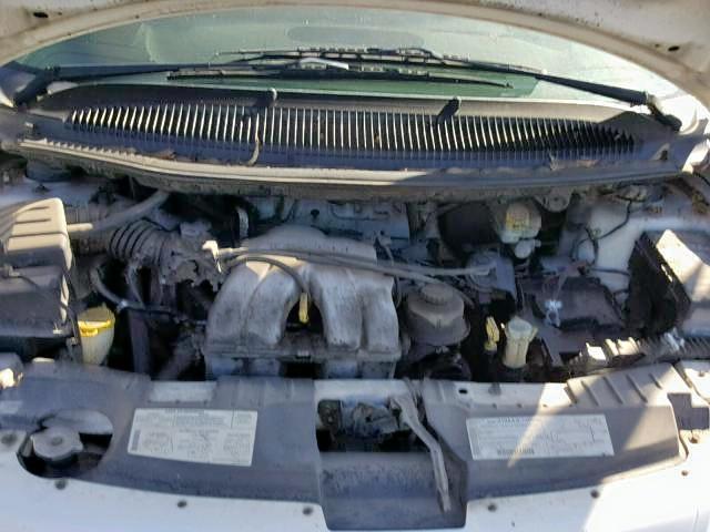 1C4GJ25B11B190740 - 2001 CHRYSLER VOYAGER WHITE photo 7