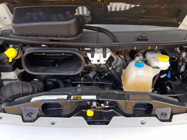 3C6TRVCG8JE137714 - 2018 RAM PROMASTER 白色 照片 7