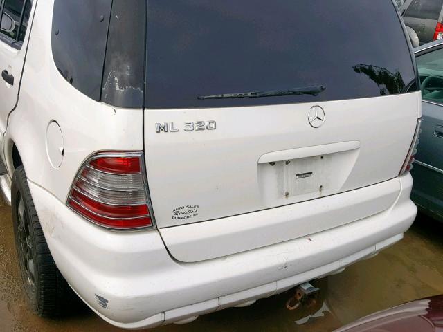 4JGAB54E62A351344 - 2002 MERCEDES-BENZ ML 320 WHITE photo 9