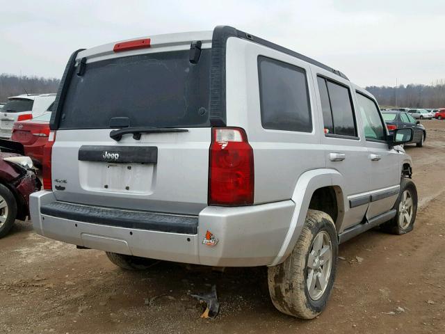 1J8HG48K58C212908 - 2008 JEEP COMMANDER SILVER photo 4