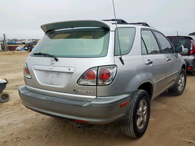 JTJHF10U120266105 - 2002 LEXUS RX 300 SILVER photo 4