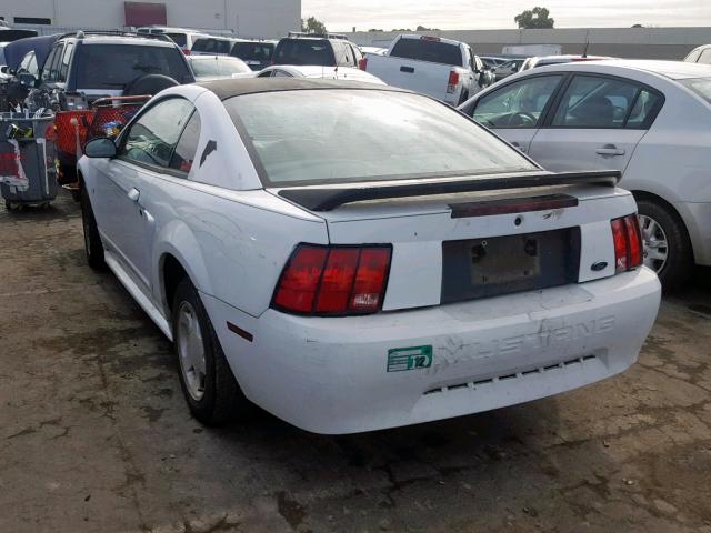 1FAFP4049YF126159 - 2000 FORD MUSTANG WHITE photo 3