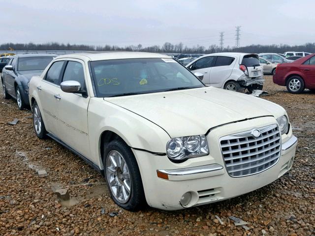 2C3JA63H15H520219 - 2005 CHRYSLER 300C CREAM photo 1