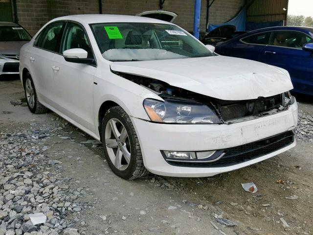 1VWAS7A34FC102986 - 2015 VOLKSWAGEN PASSAT S WHITE photo 1