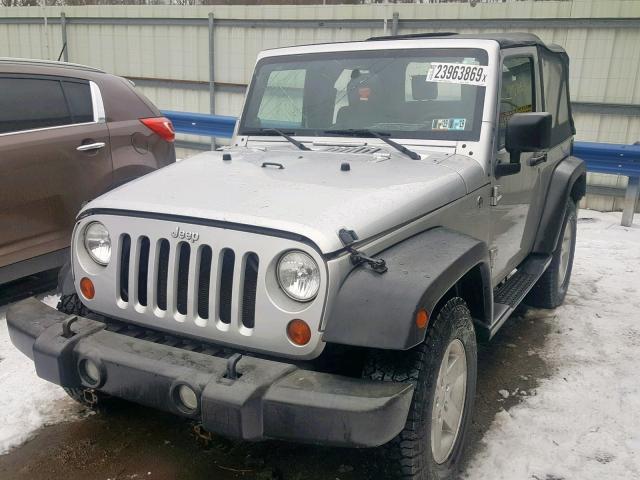 1J4FA24109L749683 - 2009 JEEP WRANGLER X SILVER photo 2