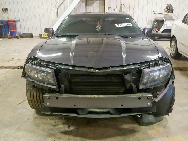 2G1FA1E37E9124319 - 2014 CHEVROLET CAMARO LS GRAY photo 9