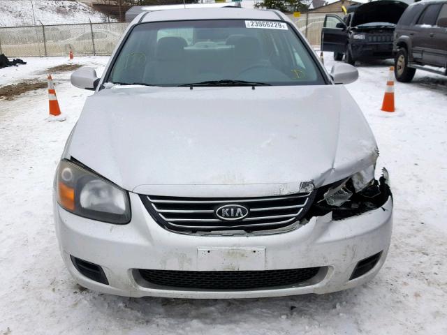 KNAFE222495639775 - 2009 KIA SPECTRA EX SILVER photo 9