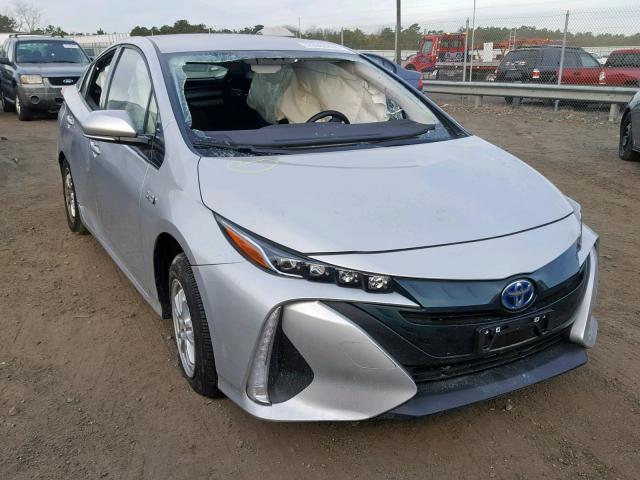 JTDKARFP6H3060776 - 2017 TOYOTA PRIUS PRIM SILVER photo 1