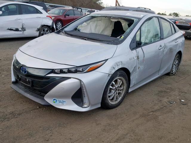 JTDKARFP6H3060776 - 2017 TOYOTA PRIUS PRIM SILVER photo 2