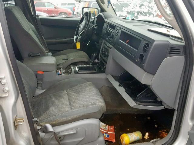 1J8HG48K97C633206 - 2007 JEEP COMMANDER SILVER photo 5