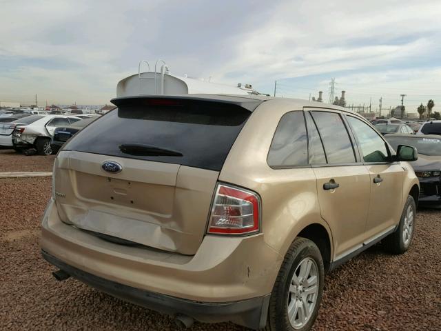 2FMDK36C77BB02642 - 2007 FORD EDGE SE GOLD photo 4