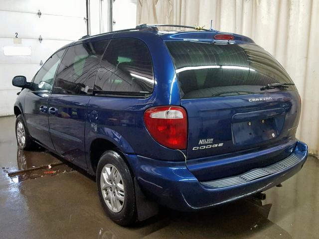 1B4GP45312B605413 - 2002 DODGE CARAVAN SP BLUE photo 3