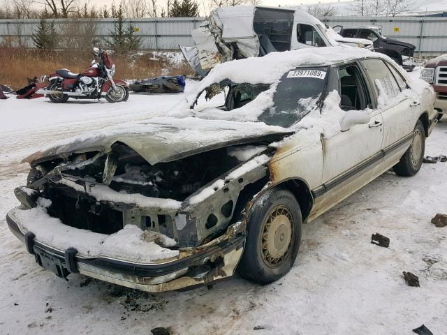 1G4HR52L8RH405482 - 1994 BUICK LESABRE LI WHITE photo 2