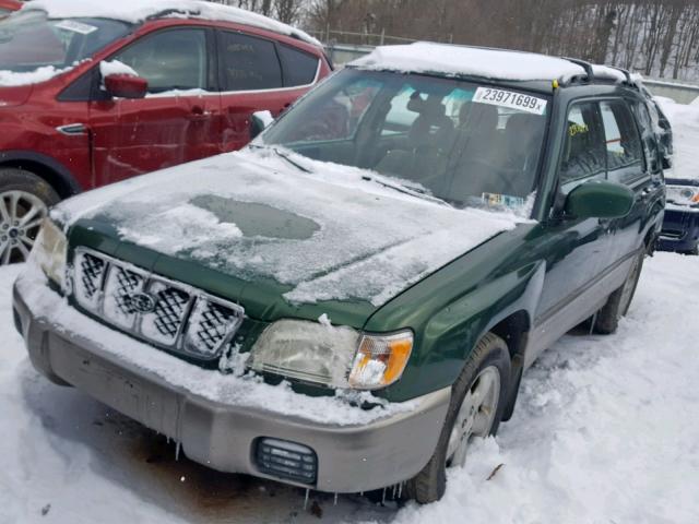 JF1SF65582H743661 - 2002 SUBARU FORESTER S GREEN photo 2