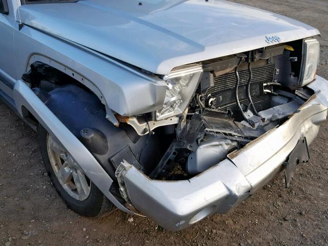 1J8HG48K57C647698 - 2007 JEEP COMMANDER SILVER photo 9