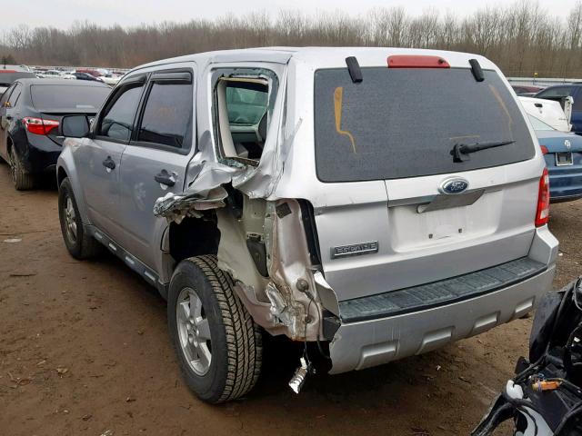 1FMCU02759KC99641 - 2009 FORD ESCAPE XLS SILVER photo 3