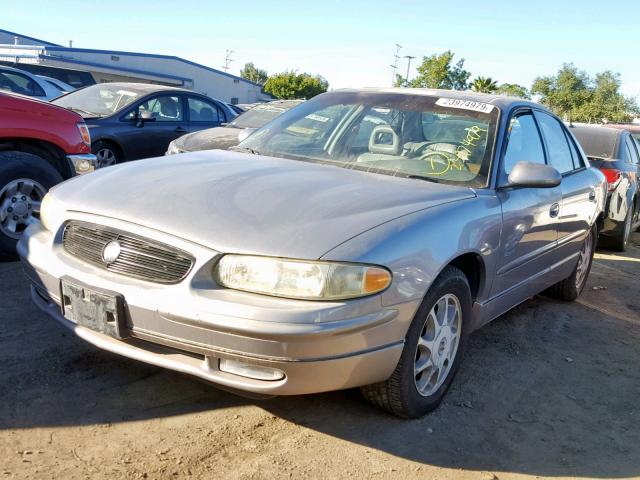 2G4WF5215W1504662 - 1998 BUICK REGAL GS TAN photo 2