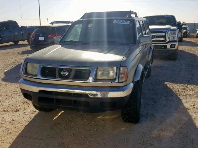 1N6ED27T1YC381743 - 2000 NISSAN FRONTIER C SILVER photo 9