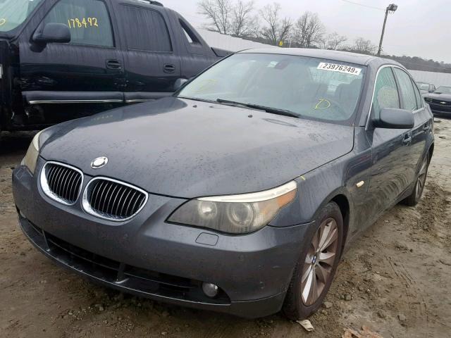 WBANB33565B115719 - 2005 BMW 545 I GRAY photo 2