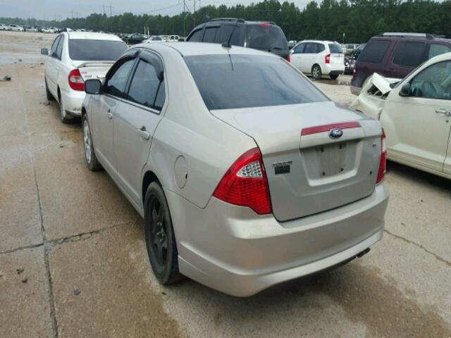 3FAHP0HA3AR362990 - 2010 FORD FUSION SE BEIGE photo 3