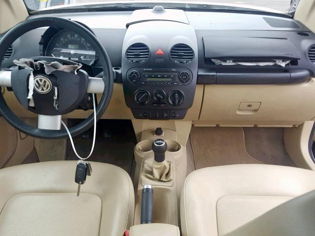 3VWCM31Y55M315126 - 2005 VOLKSWAGEN NEW BEETLE თეთრი ფოტო 9