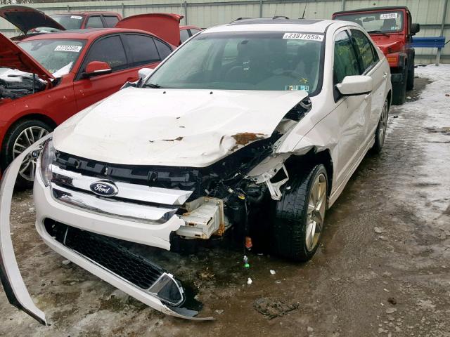 3FAHP0KC9BR112830 - 2011 FORD FUSION SPO WHITE photo 2