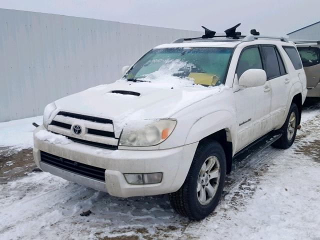 JTEBU14R848020687 - 2004 TOYOTA 4RUNNER SR WHITE photo 2