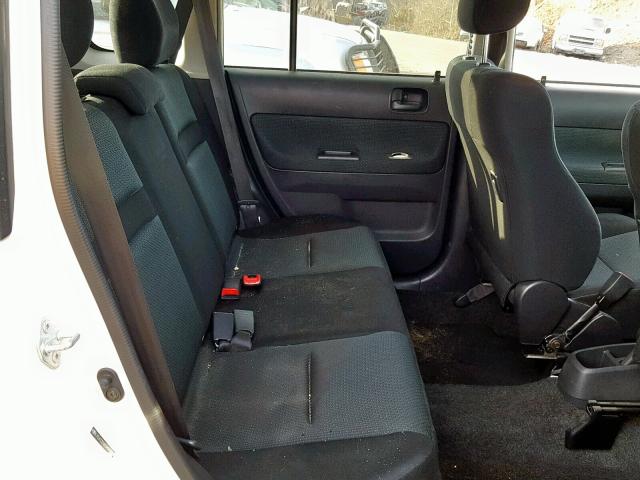JTLKT324864072765 - 2006 TOYOTA SCION XB Ақ фото 6