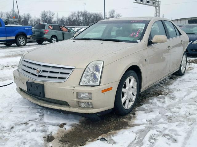 1G6DW677470120998 - 2007 CADILLAC STS GOLD photo 2