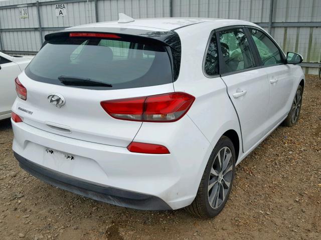 KMHH35LE0KU088974 - 2019 HYUNDAI ELANTRA GT WHITE photo 4