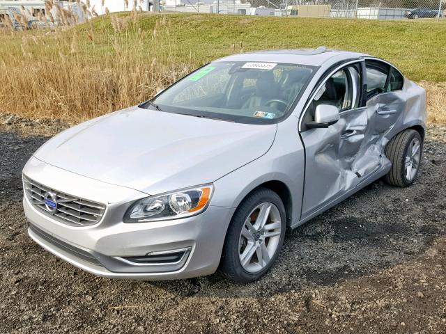 YV1612TB1F1304208 - 2015 VOLVO S60 PREMIE ვერცხლისფერი ფოტო 2
