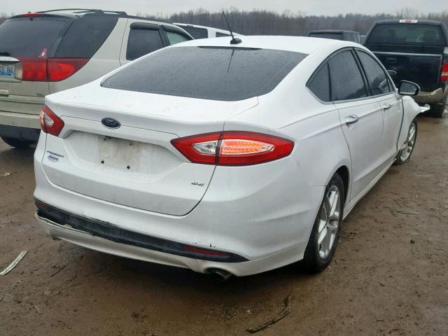 1FA6P0H76F5127960 - 2015 FORD FUSION SE WHITE photo 4