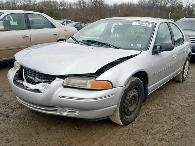 1C3EJ46X0YN156556 - 2000 CHRYSLER CIRRUS LX SILVER photo 2