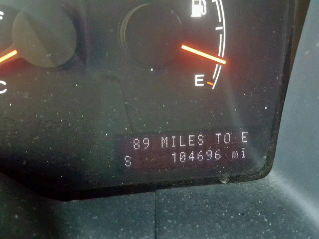 5LMFU28535LJ00182 - 2005 LINCOLN NAVIGATOR ვერცხლისფერი ფოტო 8