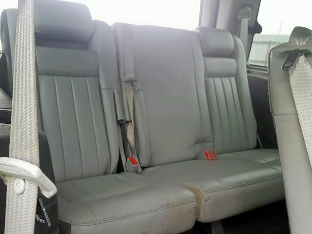 5LMFU28535LJ00182 - 2005 LINCOLN NAVIGATOR ვერცხლისფერი ფოტო 9